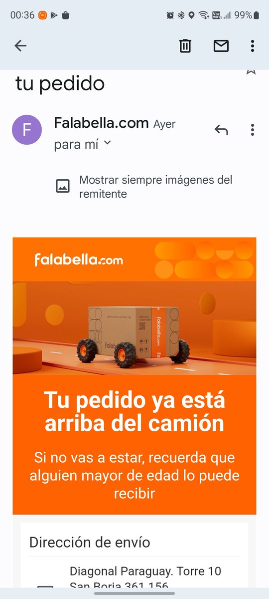vero_es's tweet photo. @FalabellaAyuda , otro día más que mi pedido NO llega ... sigue arriba del camión... y solución NINGUNA https://t.co/RllzhKrTEZ