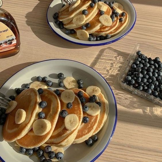 adacatalinaa's tweet photo. pancakes https://t.co/DIGlAbWzvI