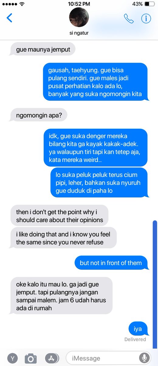 llowrent's tweet photo. Taekook mini au 🔞

— Paso

Dosa terbesar Jeonggvk yaitu melupakan fakta bahwa Tæhyung adalah kakak tirinya. Seseorang yang seharusnya tidak ia desahkan namanya. https://t.co/XwbHuFAcT4
