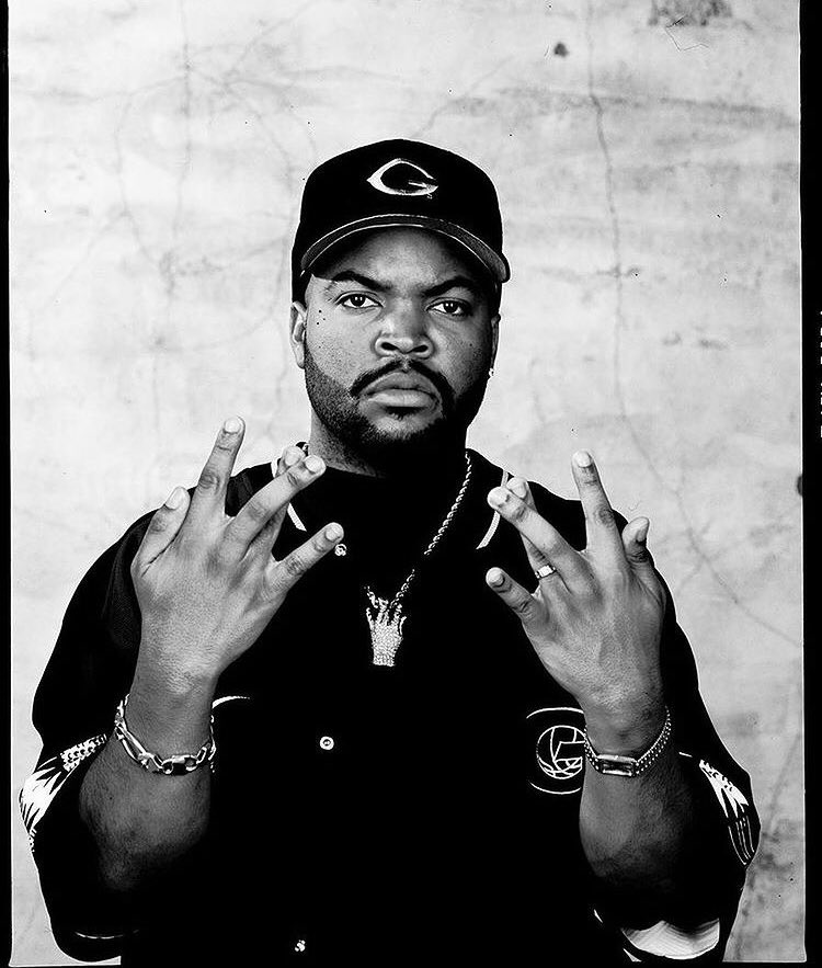 Ice Cube turned 53 today  Happy birthday to this Idol, artsit, actor, Producer, What do you like about Cube?! 