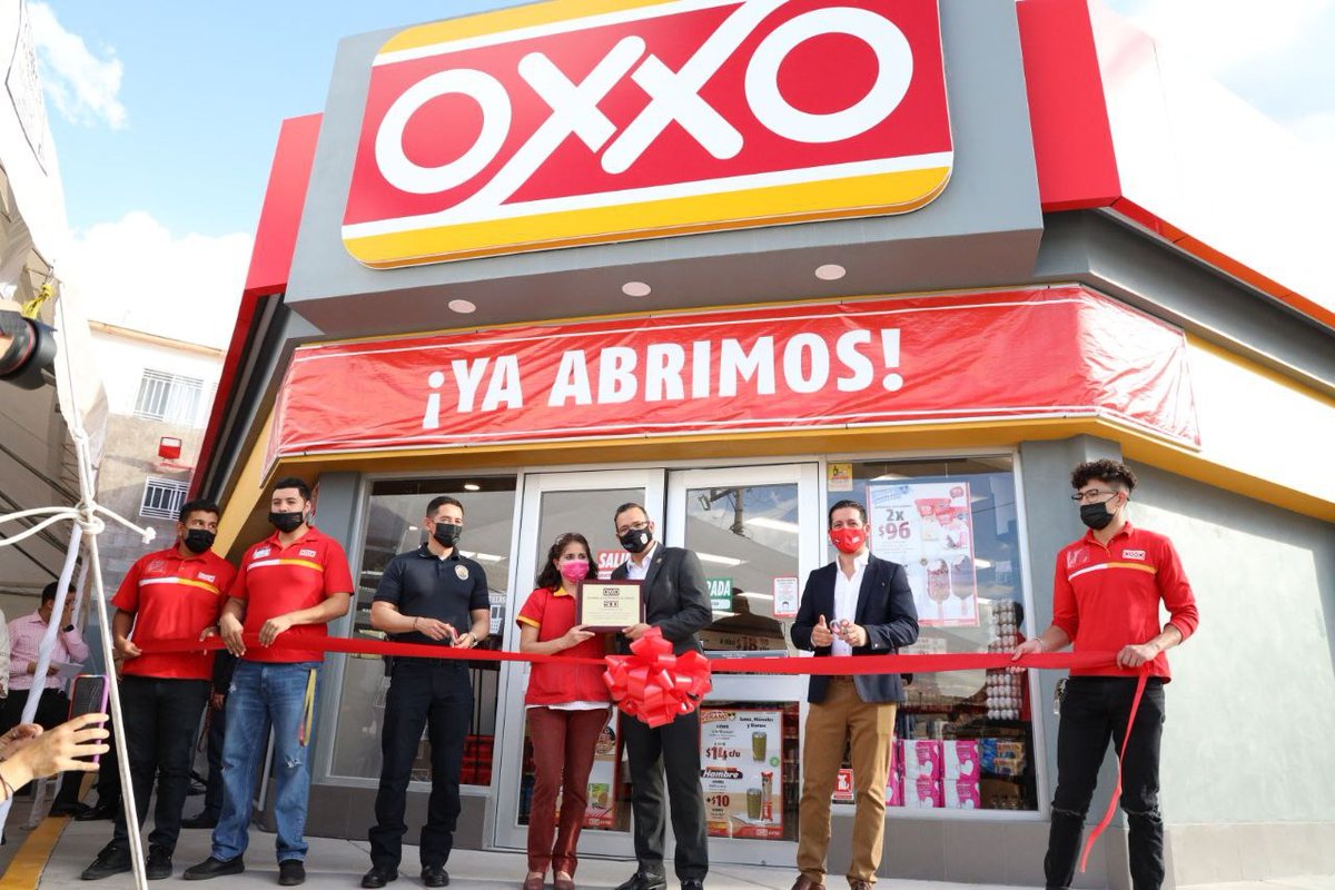 Inspector721's tweet photo. Inaugura Alcalde Marco Bonilla OXXO número 500 en la ciudad de Chihuahua https://t.co/IfUgLmqYry https://t.co/LucgEZKN9C