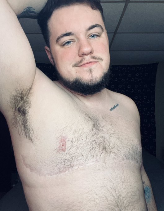 dm me if you’d like personalized content? #AdultWork #ftm #gay #ContentCreator #lgbt #sellingcontent