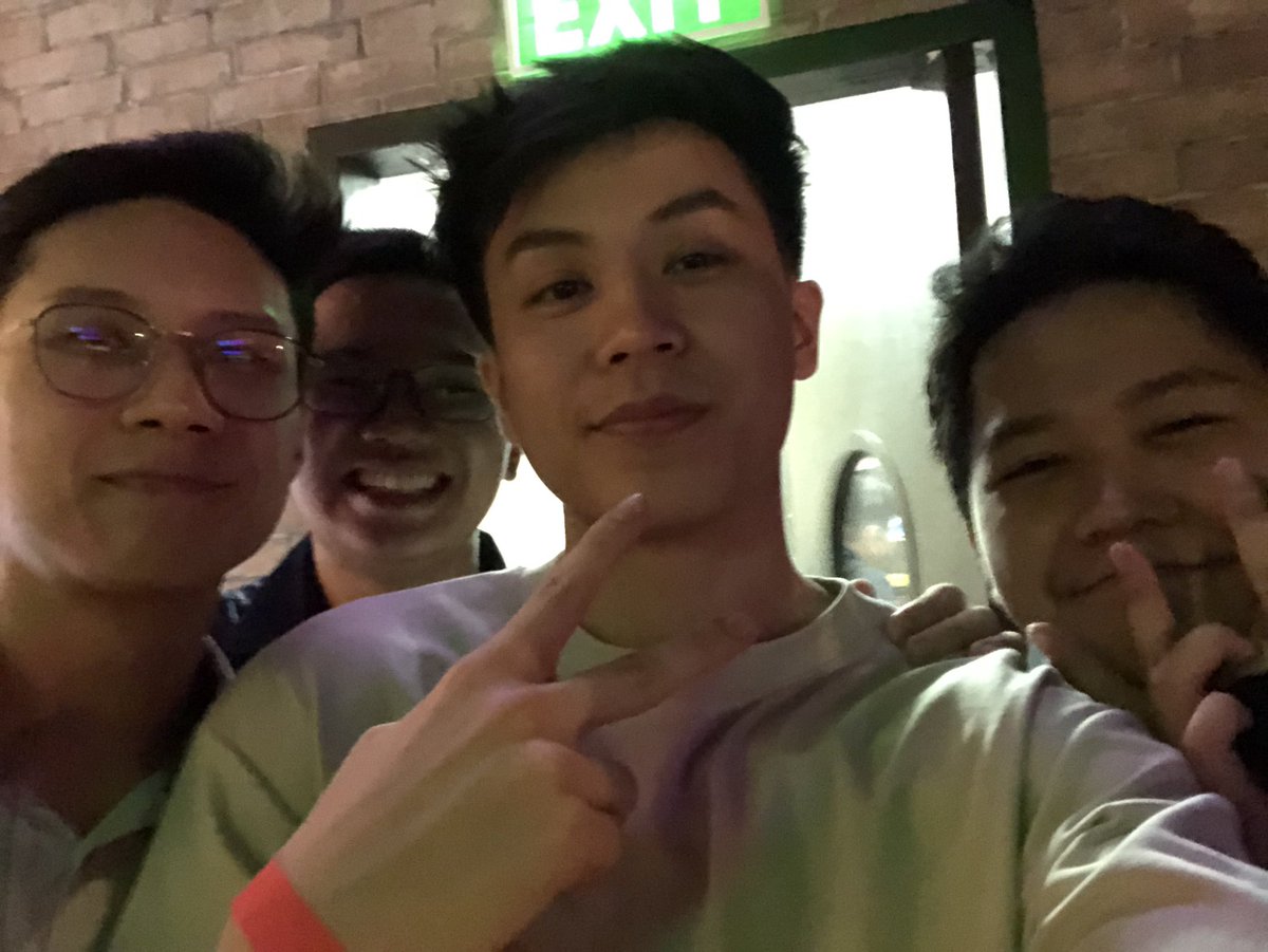 SmileyTreaat tweet media