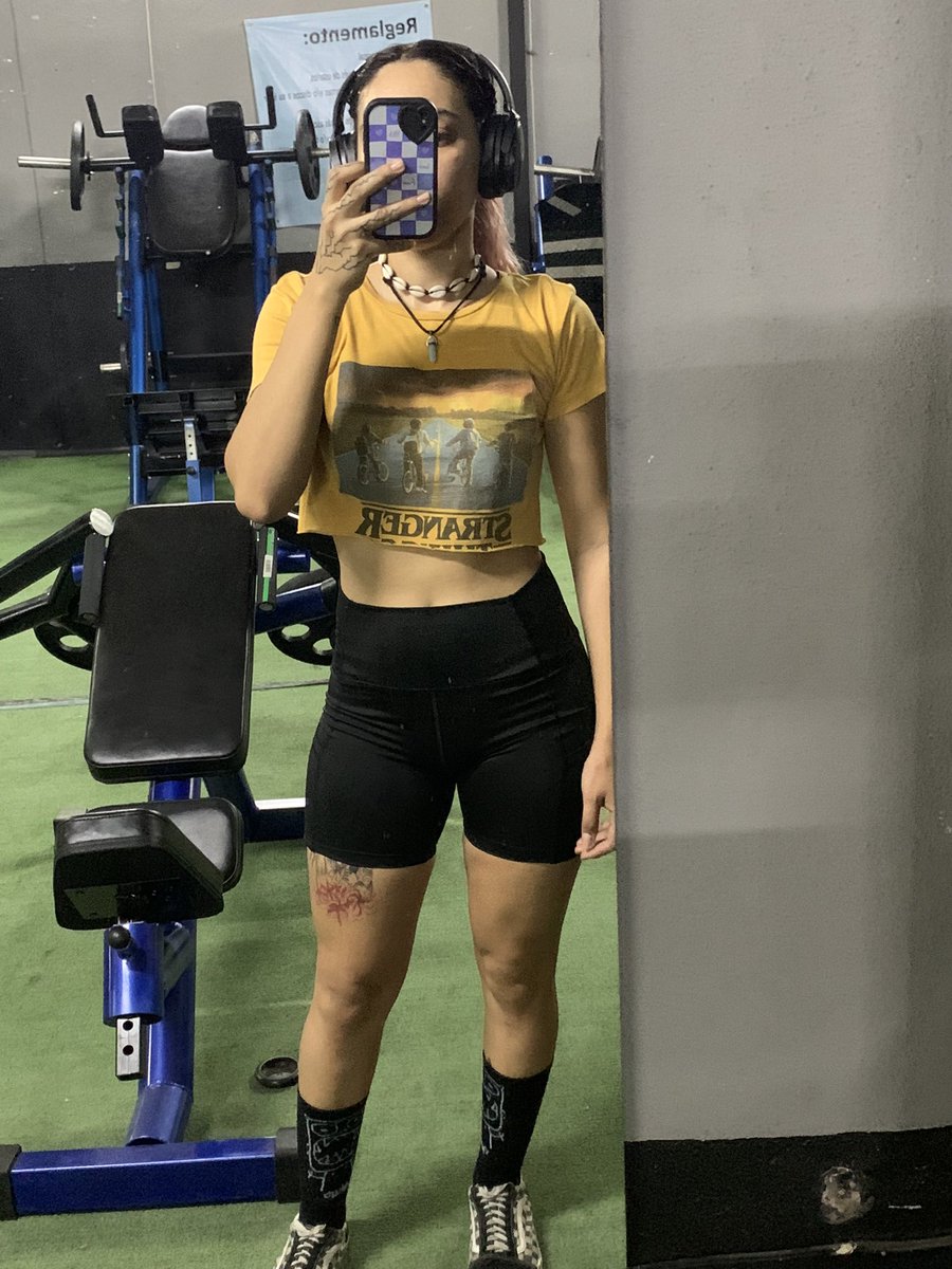 FaYabamy's tweet photo. Hoy solo fui a verme bonita al Gym https://t.co/iBPJN31ZgO