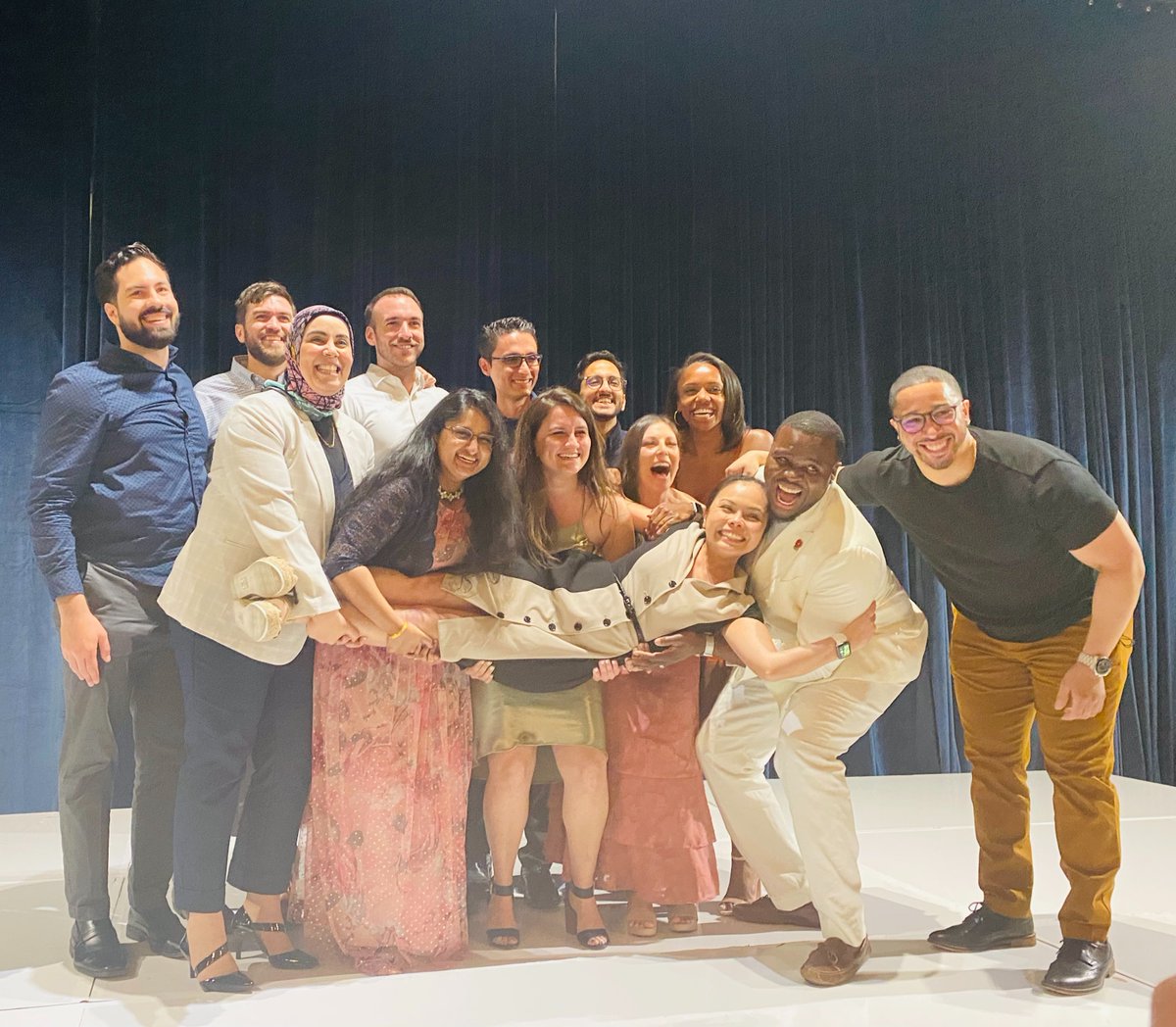 Congrats <a href="/BCMEmergencyMed/">BCM_EmergencyMed</a>
 c/o 2022! It's been an honor and a pleasure to be your APD. Best of luck on the next chapter!   #WhatADoctorLooksLike      .  .