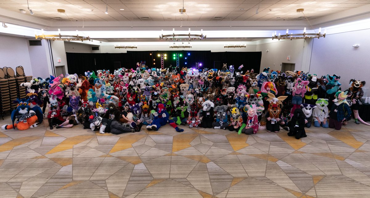 Wide-angle group photo from #Furlandia2022. Reposting to properly credit @foxworth42.