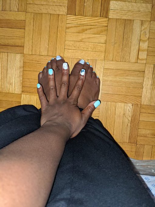In sync! #feet #feetfethish #feetfinder #footfetısh #FOOTFETİSH #feetworship #feetِ  #ebonyfeet #worship<a href="/tag/feet"class="tags">#feet</a><a href="/tag/feetfethish"class="tags">#feetfethish</a><a href="/tag/feetfinder"class="tags">#feetfinder</a><a href="/tag/footfet%C4%B1sh"class="tags">#footfetısh</a><a href="/tag/footfetish"class="tags"><span>#footfetish</span></a><a href="/tag/horny"class="tags"><span>#horny</span></a><a href="/tag/toes"class="tags"><span>#toes</span></a><a href="/tag/worship"class="tags"><span>#worship</span></a><a href="/tag/findomme"class="tags"><span>#findomme</span></a><a href="/tag/footworship"class="tags"><span>#footworship</span></a>