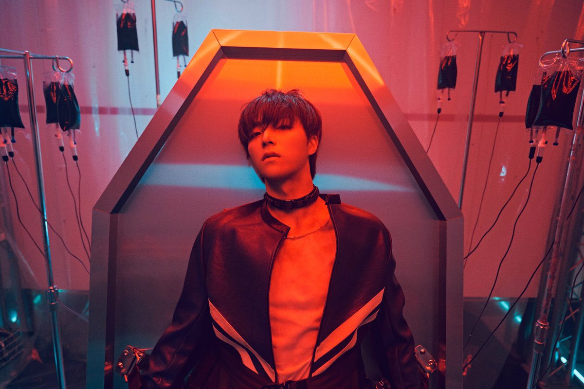 CHENLIN0NG's tweet photo. 220615 chen linong studio weibo update

reverse the future
repeat again and again

chen linong's <thunder> mv out now!

🔗 https://t.co/tvpCeRdLjA

#chenlinong #陈立农 https://t.co/LTmBQwCOoq
