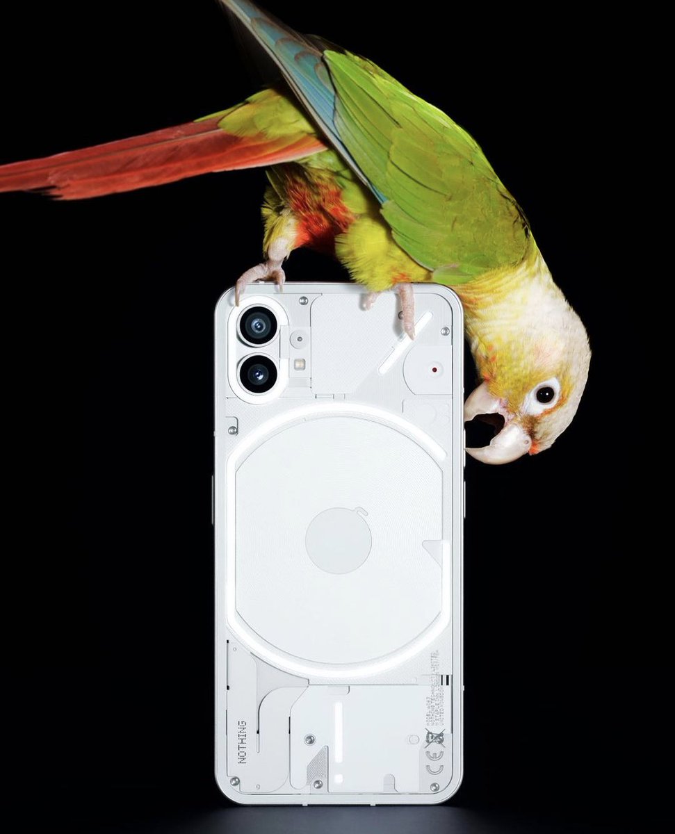 XavierNaxa's tweet photo. Nothing Phone 1 daripada @nothing https://t.co/XCmGY36Vs1