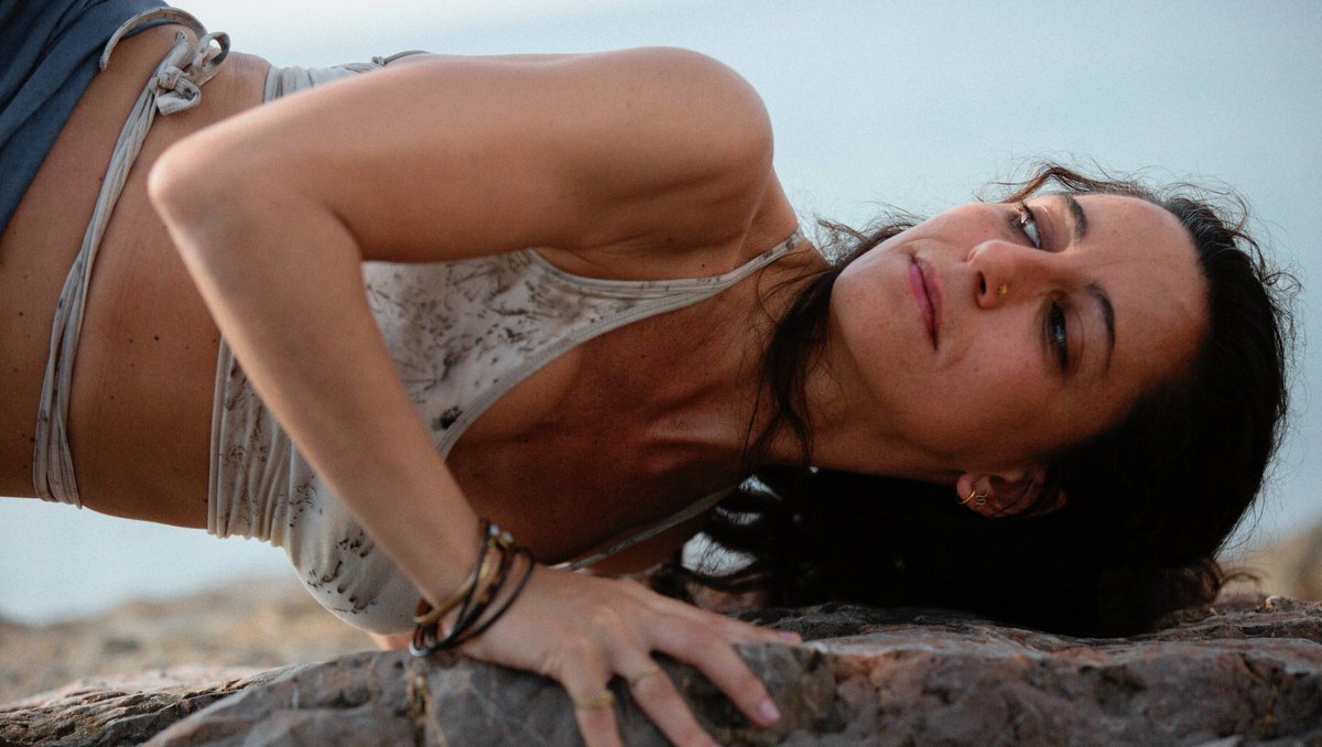 movelom's tweet photo. ❣ Con esta serie, "Vinyasa lento" ⁠
Marta te invita a aprovechar cada movimiento y cada transición para que saborees cada momento tomando conciencia. ⁠
⁠⬇️
https://t.co/OvXWZlap22
⁠
#yogaseries #yogainspiración #yogalife #yogaenespañol #yogadiario #movelom #vinyasa https://t.co/tEUsl87FtF