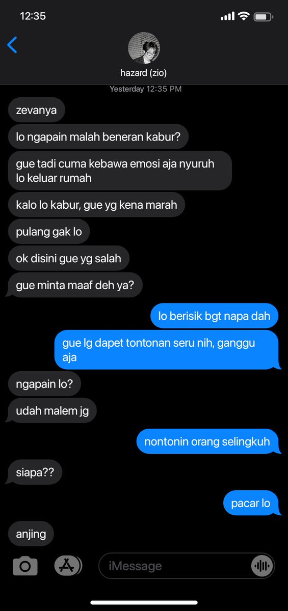 ; Suckrifice 

Apa bedanya antara cinta dalam hidupmu, dan belahan jiwamu?
"One is a choice, and one is not."
——
ㅤ a haruto au.
ㅤ © deartheary