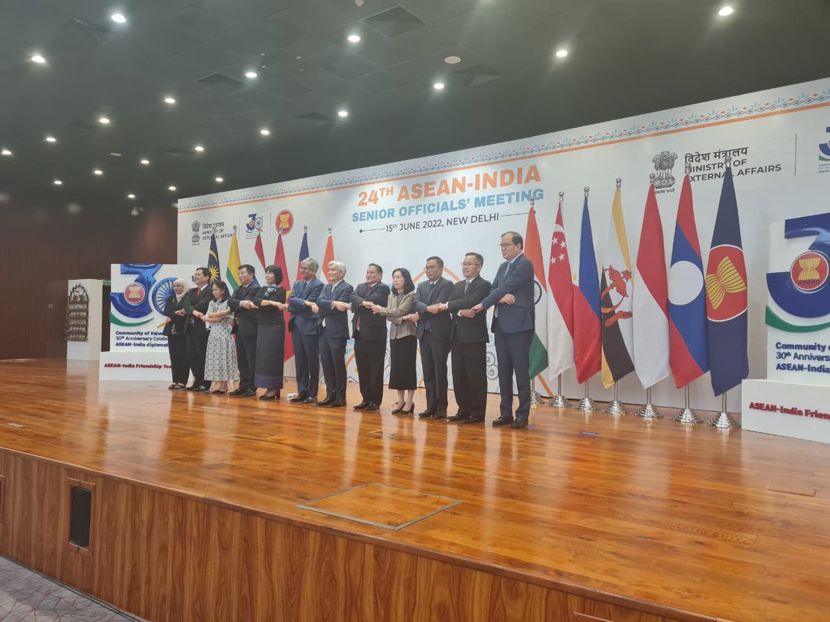 indiatoasean's tweet photo. 24th ASEAN-India Senior Officials' Meeting begins today in New Delhi

@ASEAN @AIC_aseanindia 
@antaranews @kompascom https://t.co/CFvNkO1rXp