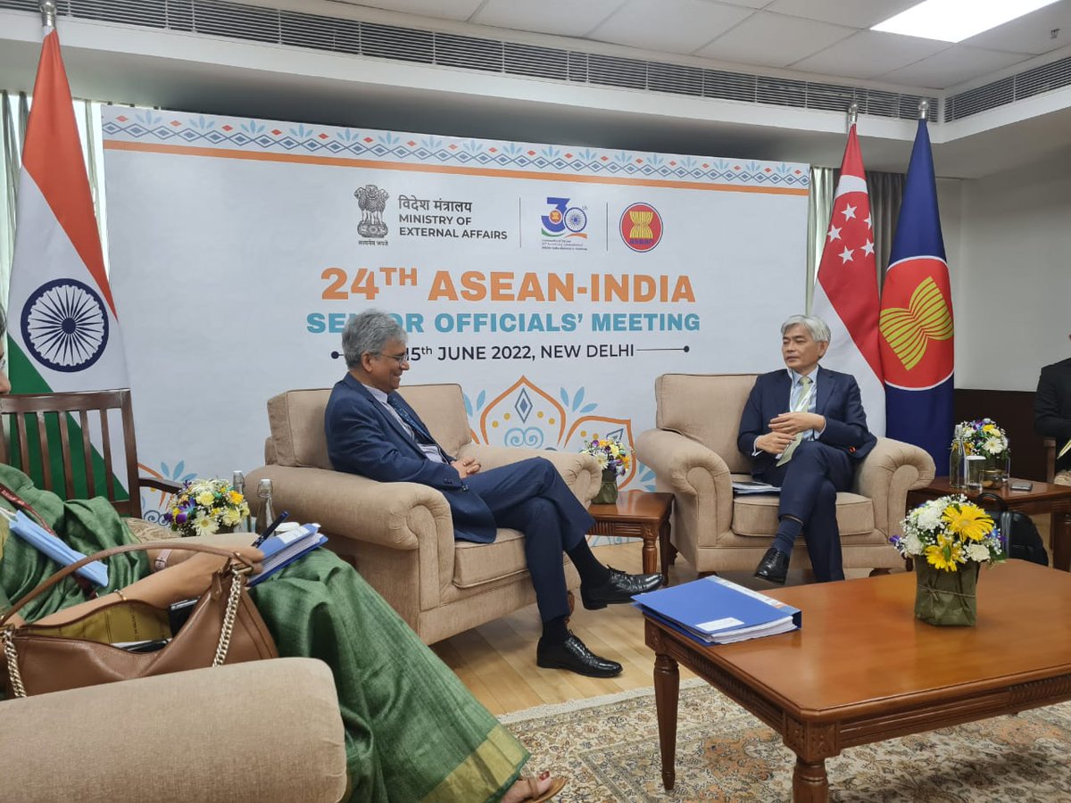 indiatoasean's tweet photo. 24th ASEAN-India Senior Officials' Meeting begins today in New Delhi

@ASEAN @AIC_aseanindia 
@antaranews @kompascom https://t.co/CFvNkO1rXp
