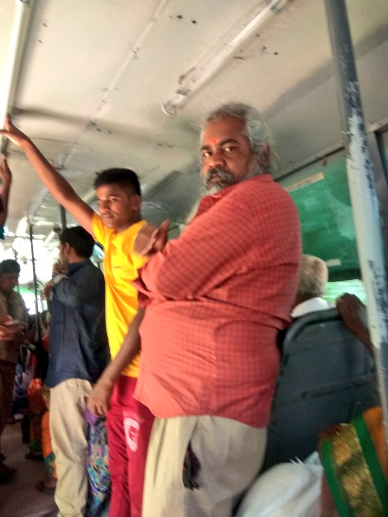 kayaldevaraj's tweet photo. ஜூன் 13ம் தேதி
ஒழையாத்தூர் கிராமத்தில் இருந்து சேனூர் வரை
அரசு பேருந்தில் பயணம்

(பல வருடங்களுக்குப் பிறகு)

#Vellore #Senur #Vanjur https://t.co/wicqxyVpKd