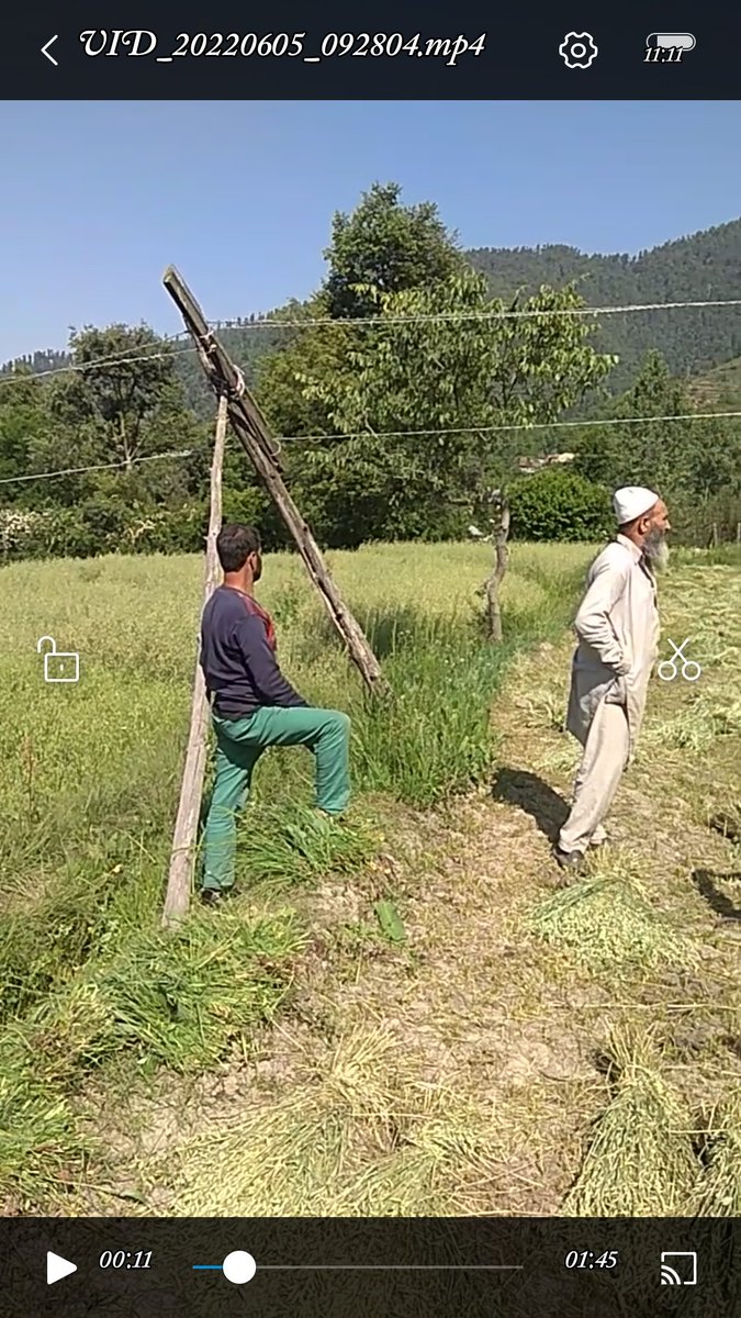 ZedRestive's tweet photo. @pddjkofficial @xenPDD_ED_ANG @cekpdcl @KPDCLAishmuqam Failure of PDD. Have a look on this video.
Location. Village Hapatnar Bhat Mohalla Near Panchayat Ghar  A Sub Division Aishmuqam. https://t.co/TVblDUYV68