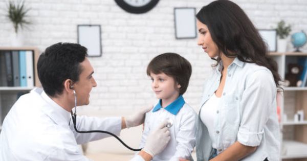 GNPintos's tweet photo. @MartinA90037154 @PedIIUNNE @rjabornisky Si bien la mayoría de las veces es un cuadro breve y no tiene grandes complicaciones, recomendamos que asistas al médico pediatra de cabecera para que este le evalúe a tu hijo y pueda dar un tratamiento si es necesario. https://t.co/LHUfr1lD8N