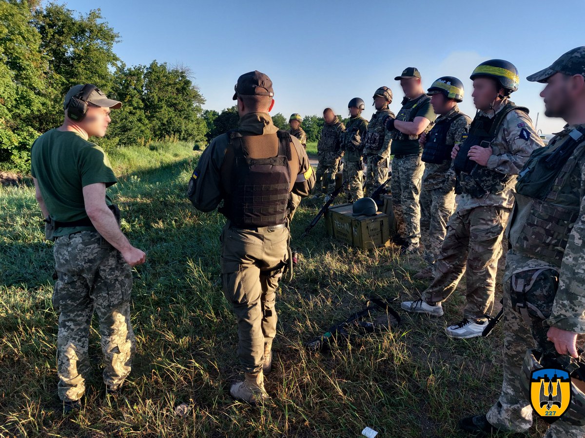 227Batalion's tweet photo. The enemy won’t pass through!
There was combat training for LAW operators.
Many thanks to all the people who support us with the required ammunition.
The 227th battalion, the 127th brigade of the Territorial Defense Forces

#227Tro #227Bat #Ukraine #Kharkiv #ukrainerussiawar https://t.co/WefBTzrbiW