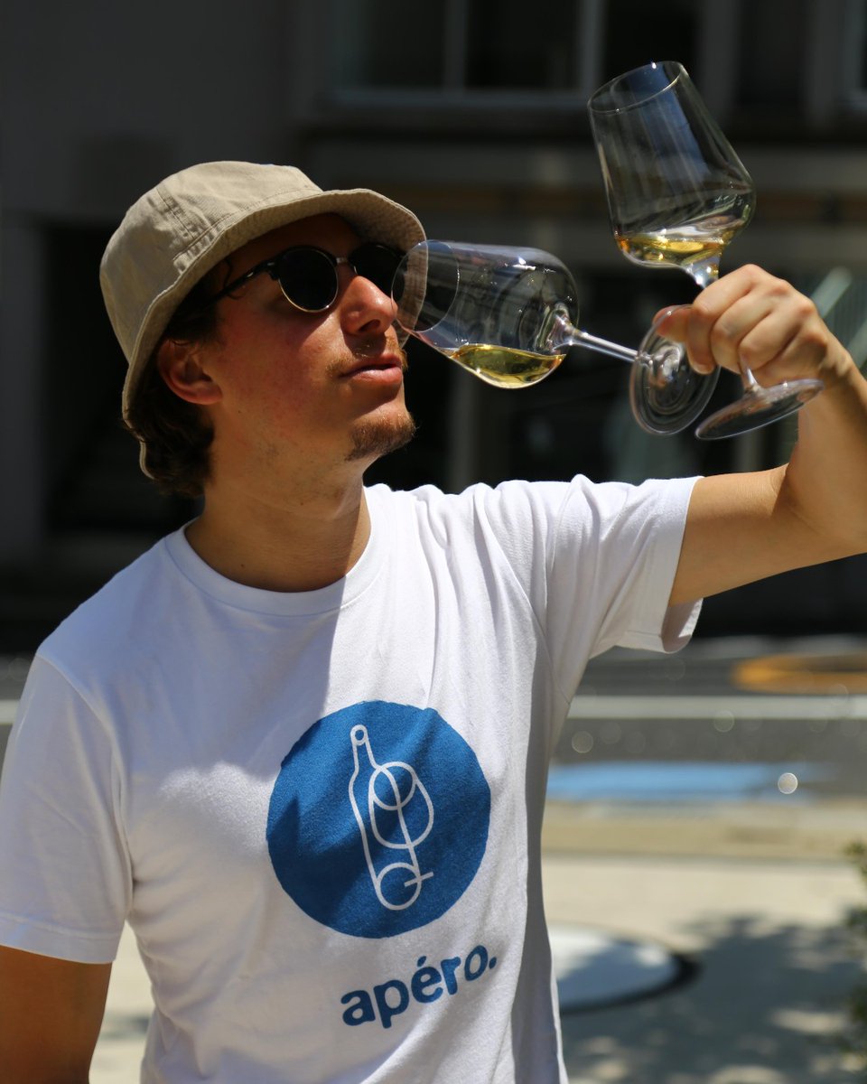 𝐁𝐞 𝐫𝐞𝐚𝐝𝐲 𝐟𝐨𝐫 𝐬𝐮𝐦𝐦𝐞𝐫! 𝐍𝐞𝐰 𝐰𝐢𝐧𝐞 𝐬𝐞𝐭 "𝐒𝐮𝐦𝐦𝐞𝐫 𝐁𝐫𝐞𝐞𝐳𝐞" 𝐫𝐞𝐥𝐞𝐚𝐬𝐞𝐝✨
夏が恋しくなる・・・！爽やか白ワイン２本セット「初夏を感じて」🌞
▶️ ow.ly/ZTz450JvONu
Wine differently
ちょっと、乾杯。