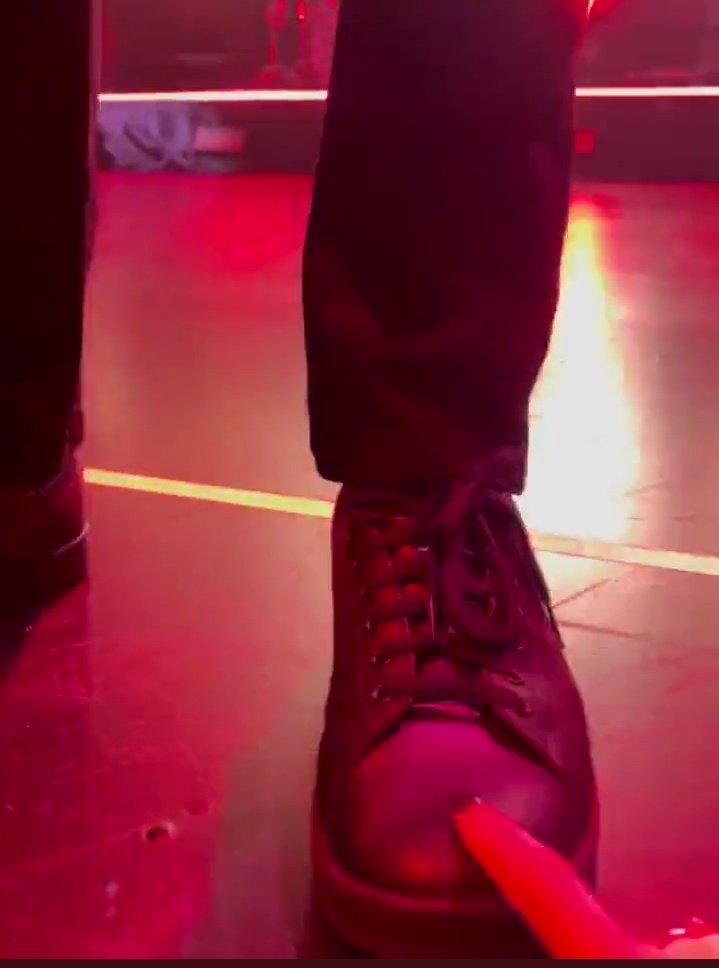 stylesvlt's tweet photo. como empezó el tour/ como va https://t.co/PmQ6LYqcSo