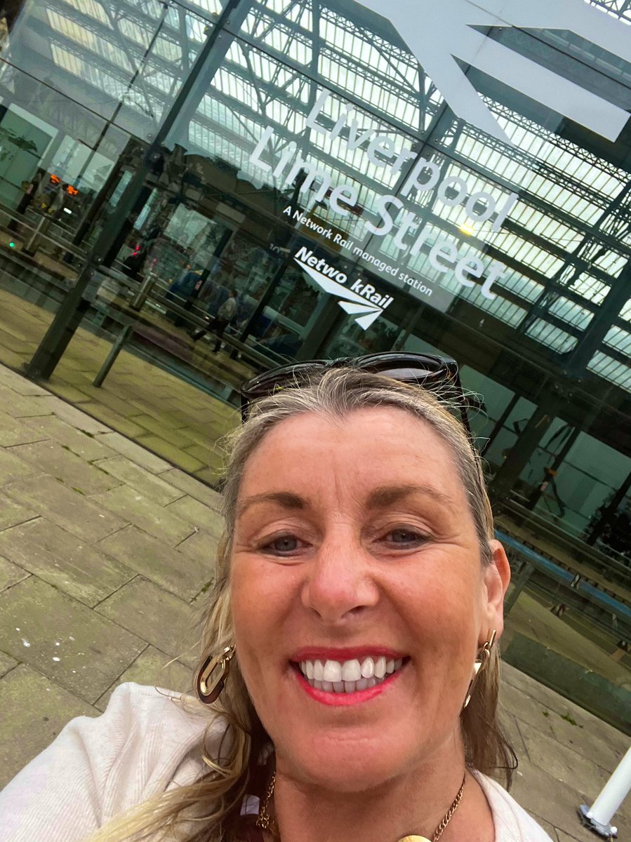 Simone Roche MBE tweet media