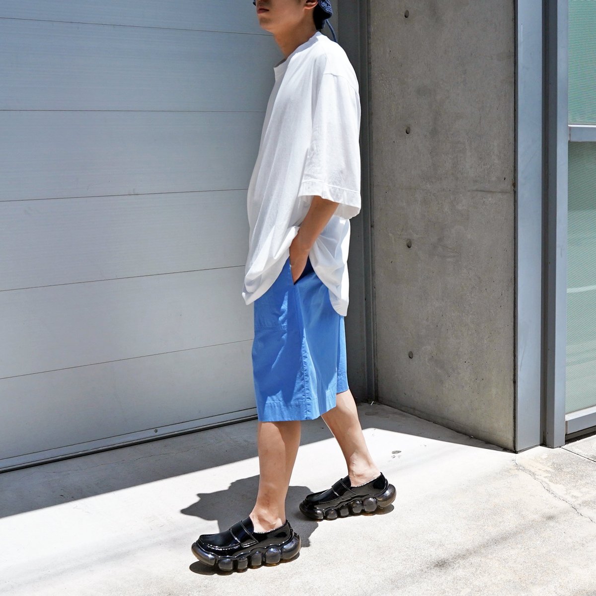 w_and_m's tweet photo. Styling

Coat #hedmayner
https://t.co/2AGWrn7GMe

Shorts #studionicholson
https://t.co/XM5FTsFV78

Shoes #groundsfootwear
https://t.co/MtujsBtZRN

Hat #craiggreen
https://t.co/wgMtYDWWiI https://t.co/PEaynCBHtK