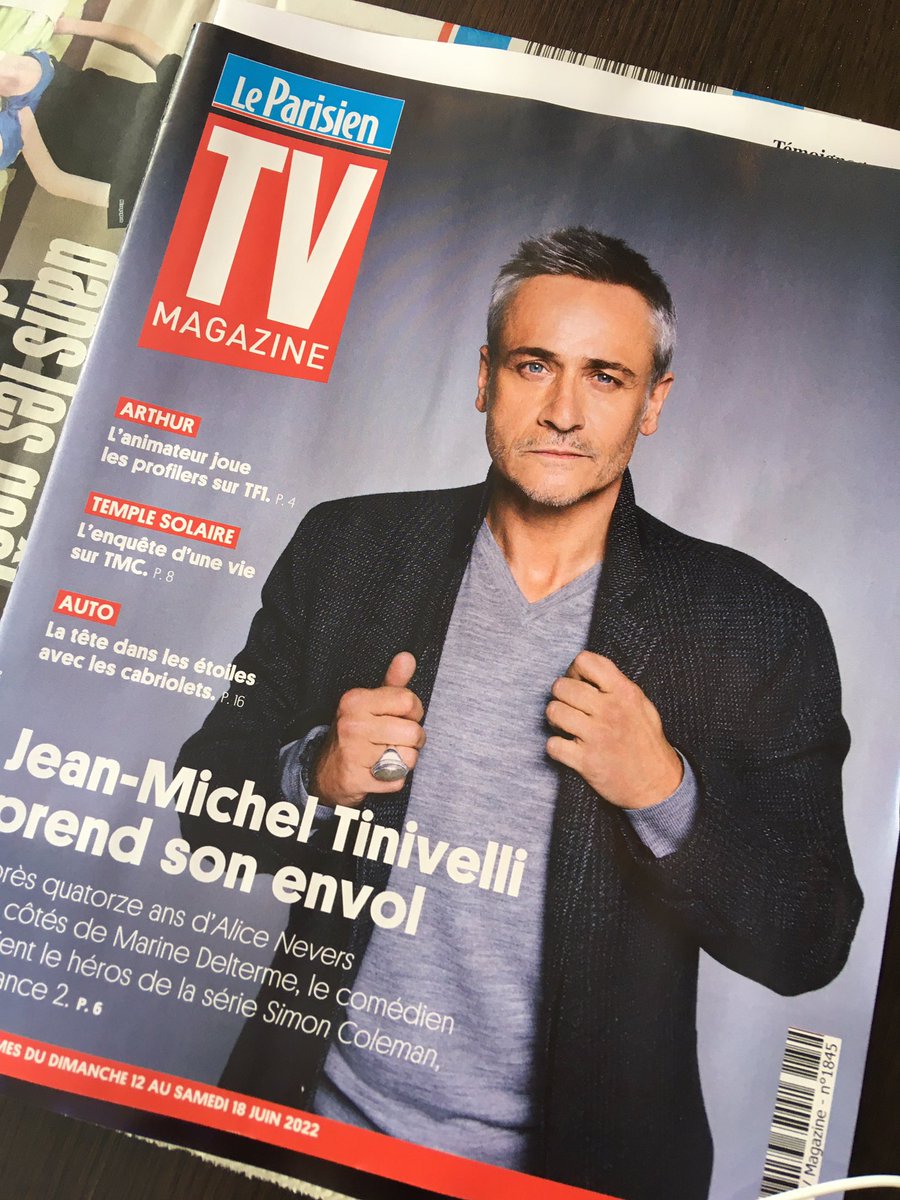 Hello les amis, c’est mercredi, c’est <a href="/jmtinivelli/">J-Michel Tinivelli</a> ! Vous l’avez follement aimé dans #AliceNevers, vous allez l’adorer dans #SimonColeman sur @France2tv ce soir. Restez au frais devant la TV. Et soyez nombreux, ce sera plus joyeux ! 🥳🥳🥳😘😘😘