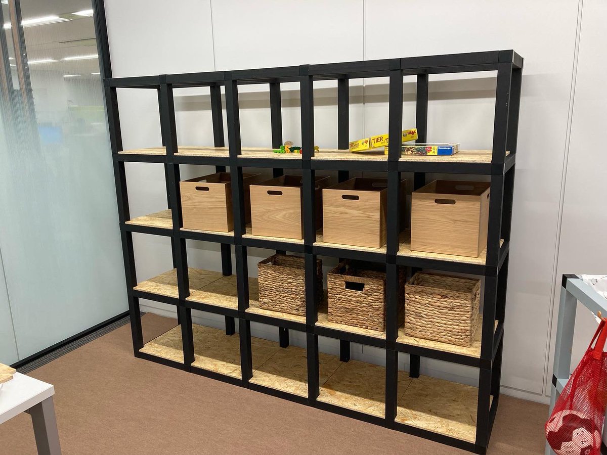 DiyRecipe's tweet photo. 40角の紙菅とジョイントで自由自在に作れる新商品「playbar(プレイバー)」の展示会にお邪魔しています!
#playbar https://t.co/5Azp9ifJXY
