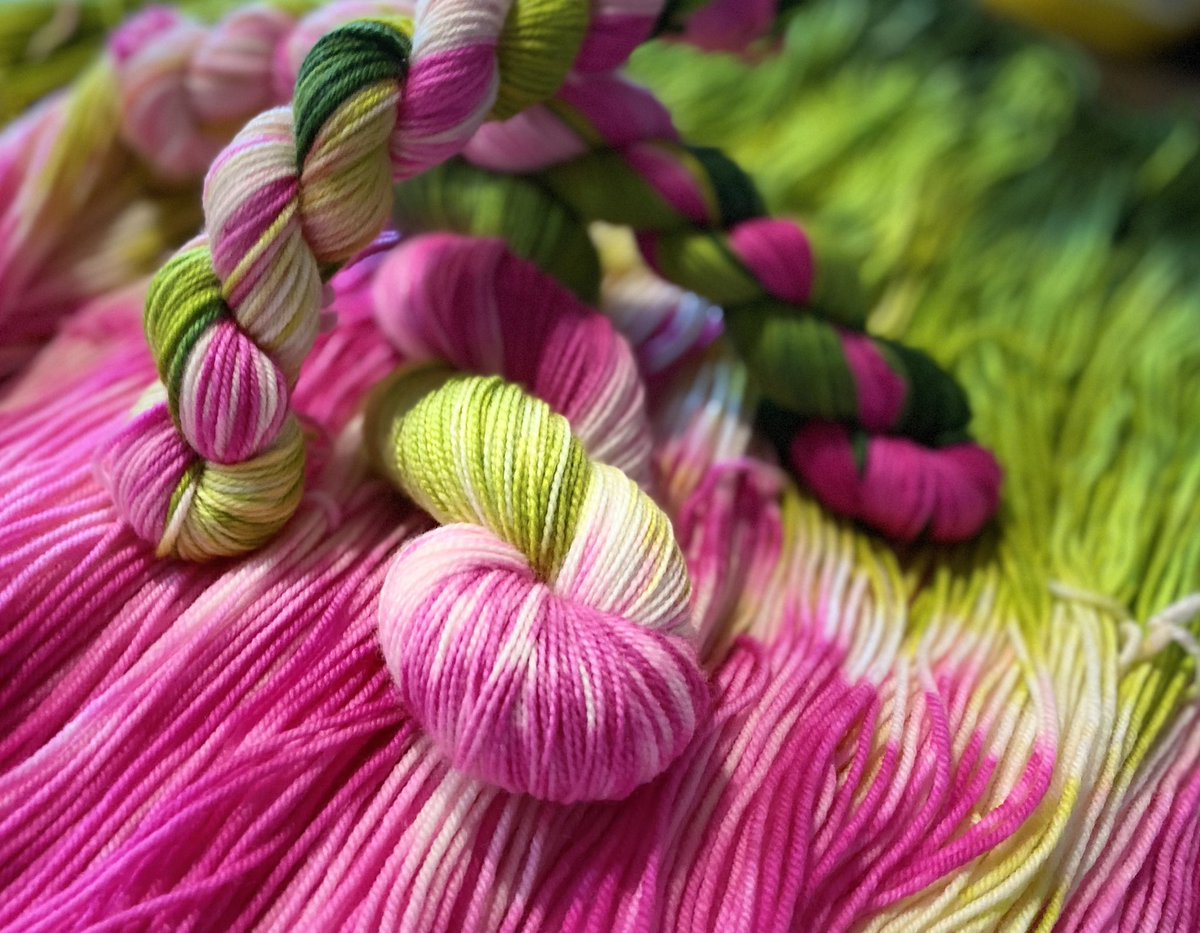 Yum 🤤 dyed this for my May 2022 Yarn of the Month Club 🫶🏻 #Yarnitoli #JenGiuntoliDesigns #Yarn #KnitTheShit #KNITTING #Crochet