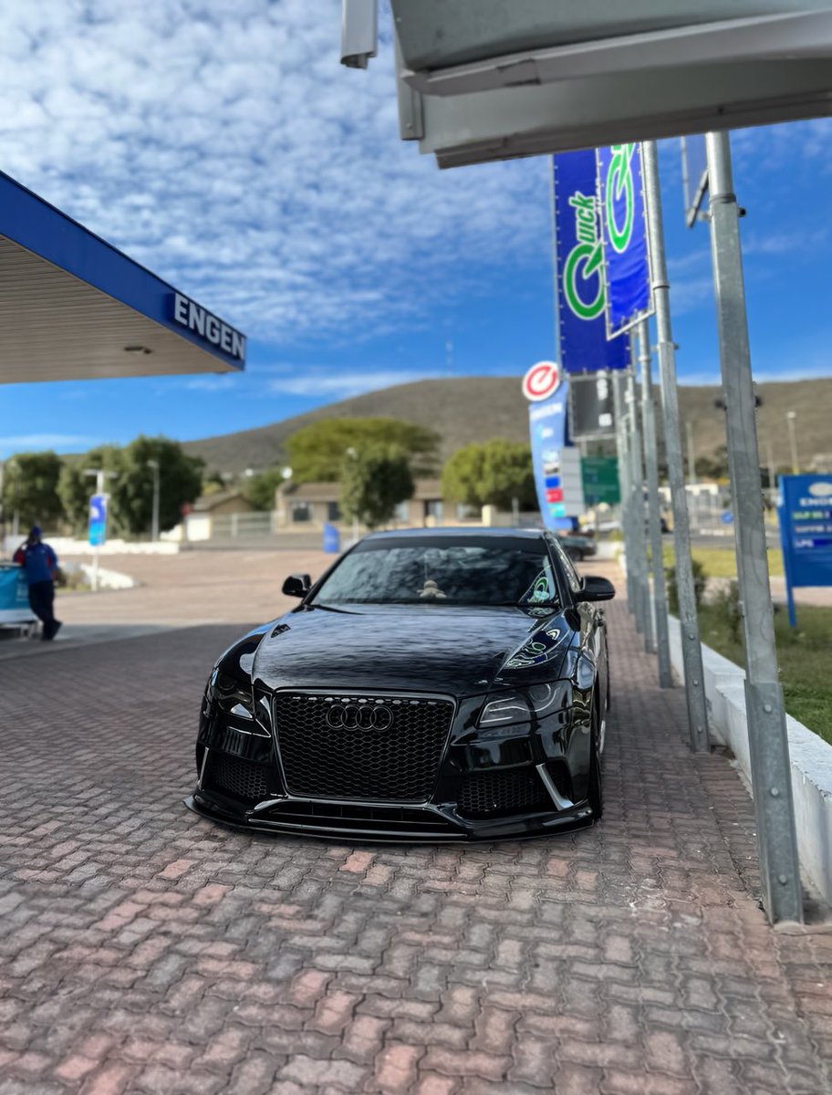 ⚫️◼️◾️▪️◾️◼️⚫️