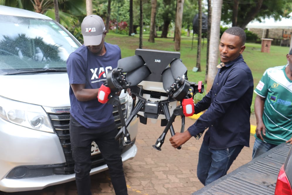 Wow! Very informative! 🤓

Drones used for Surveying, Mapping  and Agriculture ..Link below

youtube.com/watch?v=GOJU2w…

#WajackoyaThe5th 
#ngilu
#DronesforsurveyingandMappingkenyanairobi
#DronesforAgriculturenairobikenya
#Geoidtechltd
#Thrilltoaccuratemeasurments