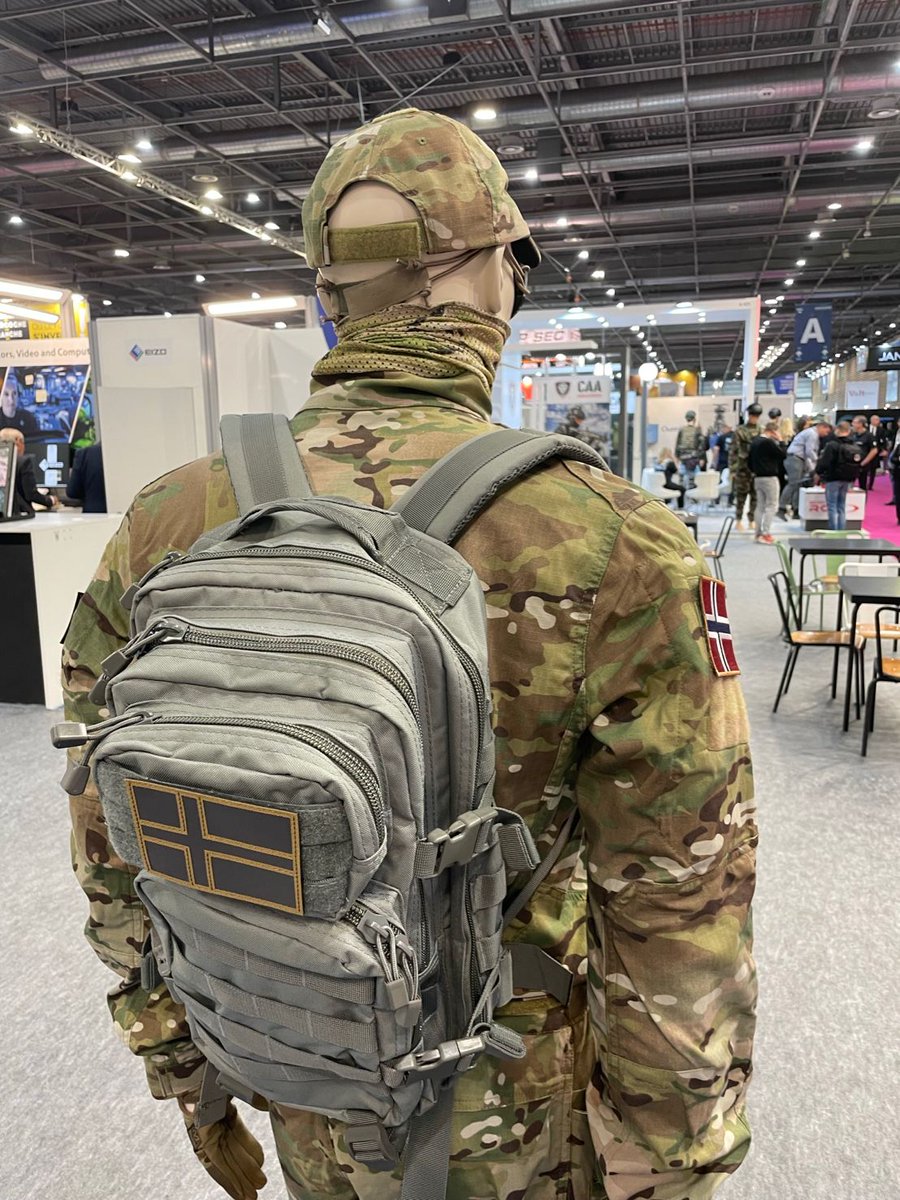 Daletec1's tweet photo. Day 2 at @cogeseurosatory Eurosatory Military and Tactical expo, Paris.

If you are at the show and want to have a chat you’ll find us in Hall 5B stand A523 👋🏻

@Daletec1 &amp; #SFML 
#Military #tactical #Paris #Daletec #SFML #FR #fabric https://t.co/uiOzoILinG