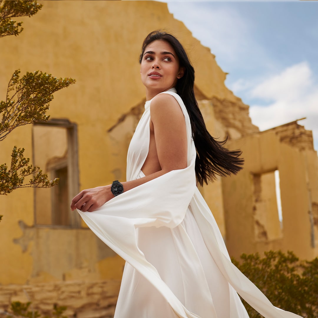Garmin_India's tweet photo. You’re a fashion enthusiast or adventurer who wants it all: Multisport performance features, Outdoor navigation, 24/7 wearability, and eyecatching design. This rugged GPS smartwatch series has you covered.

Visit the link to shop now: https://t.co/xIAuDv1eUy

#TimeForNext #Fenix7 https://t.co/7FECa4VgAW