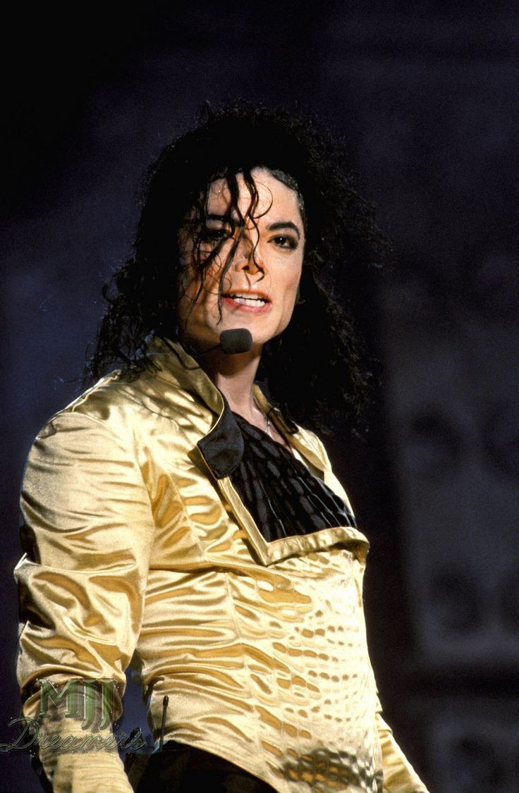 michaelp1cs's tweet photo. Michael Jackson, Dangerous Tour 1992. https://t.co/UooTp0H2pd