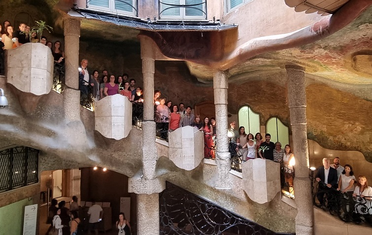BcnVih's tweet photo. Ahir reunió de @BcnVih @hospitalclinic a @LaPedrera_BCN sobre transversalitat i treball en equip 💪💪💪 https://t.co/wsvcIXmmSl