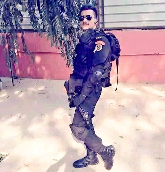 shiv__ASP's tweet photo. ꧁ 𝑯𝒂𝒑𝒑𝒚 𝑩𝒊𝒓𝒕𝒉𝒅𝒂𝒚꧂🎂🌲🌺
बड़े भाई #चंद्रशेखर_आजाद_जी के साथ उनके साया बन कर आंदोलन मै अहम भूमिका निभाने वाले भीम आर्मी के बड़े ही मजबूत और अन्याय के खिलाफ हमेशा आवाज उठाने वाले बड़े भाई #Roshindra_Aazad #NSG_Commando को जन्मदिन की बहुत बहुत बधाई एवं मंगल कामनाएं। https://t.co/jE29sAlZNh