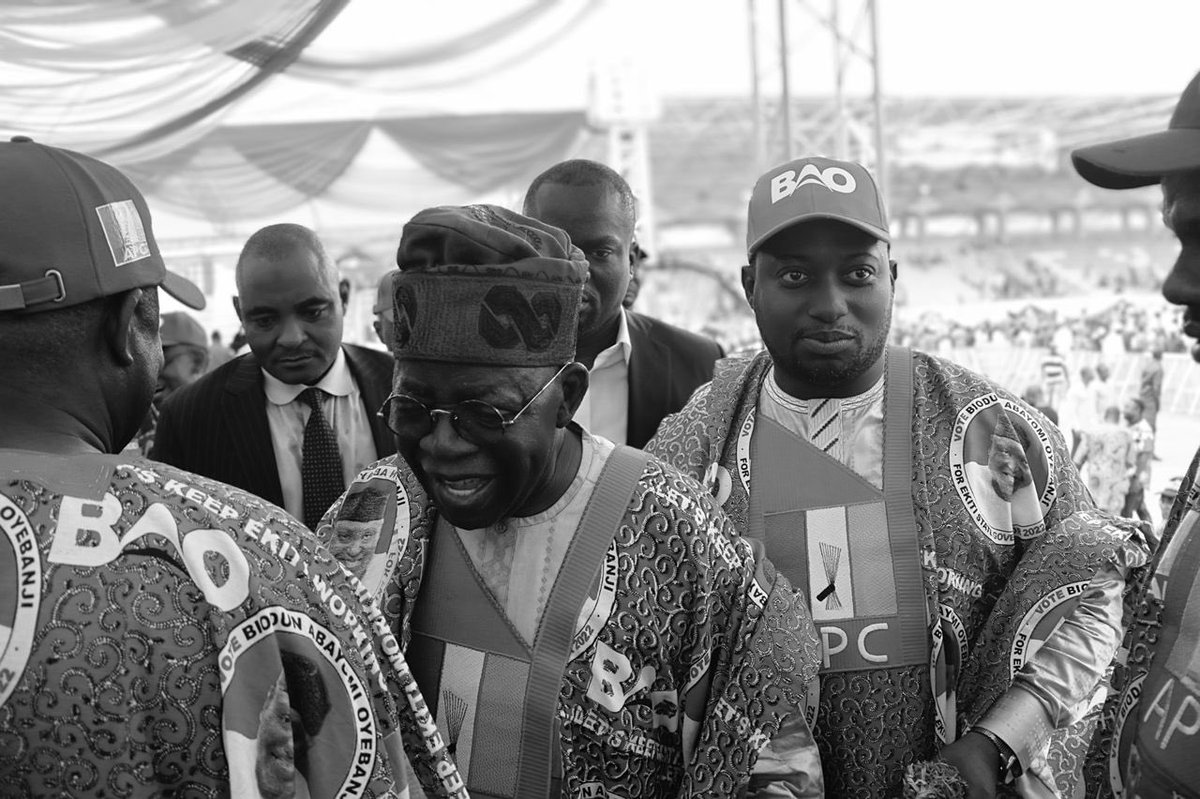 dayoisrael's tweet photo. EMI Lokan of Nigeria and EMI Lokan of the Youth! Loruko Jesu, Oma kan gbogbo wa o. Amin #spreadinggreatness https://t.co/wvGiQzDscM