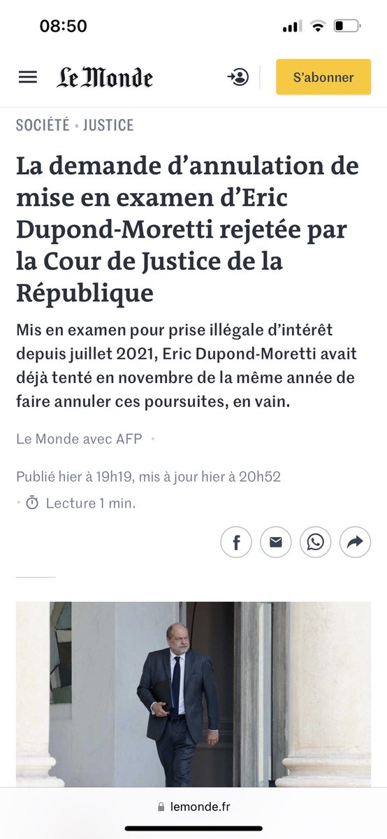 HugoPetrachi's tweet photo. Le sens du timing chez nos adversaires macronistes dans la #circo3110 ! 🤡🤡🤡

On sent comme un air de fébrilité quand même, vous trouvez pas ? 😏
#NUPES https://t.co/PDMxYe2J82