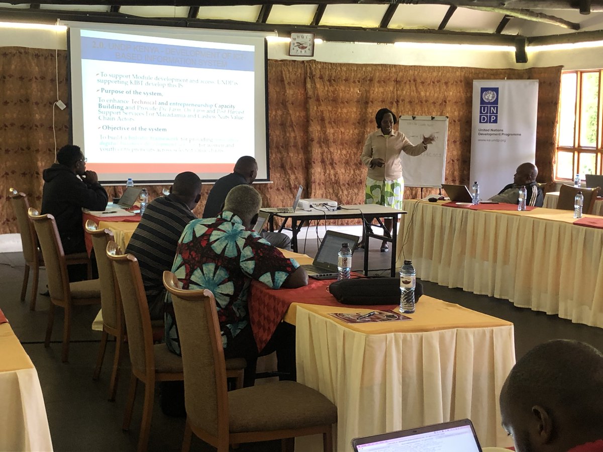 Tamiwekayuni's tweet photo. Roseline Mumbo of Kenya Institute of Business Training presenting their work done in collaboration with @UNDPKenya in providing innovative digital business development services for #youthentrepreneurs under #GrEYAP @KEFRIHQ @MSEA_Kenya @jocoredo @ICTAuthorityKE @Trade_Kenya https://t.co/unTFYeXSFz