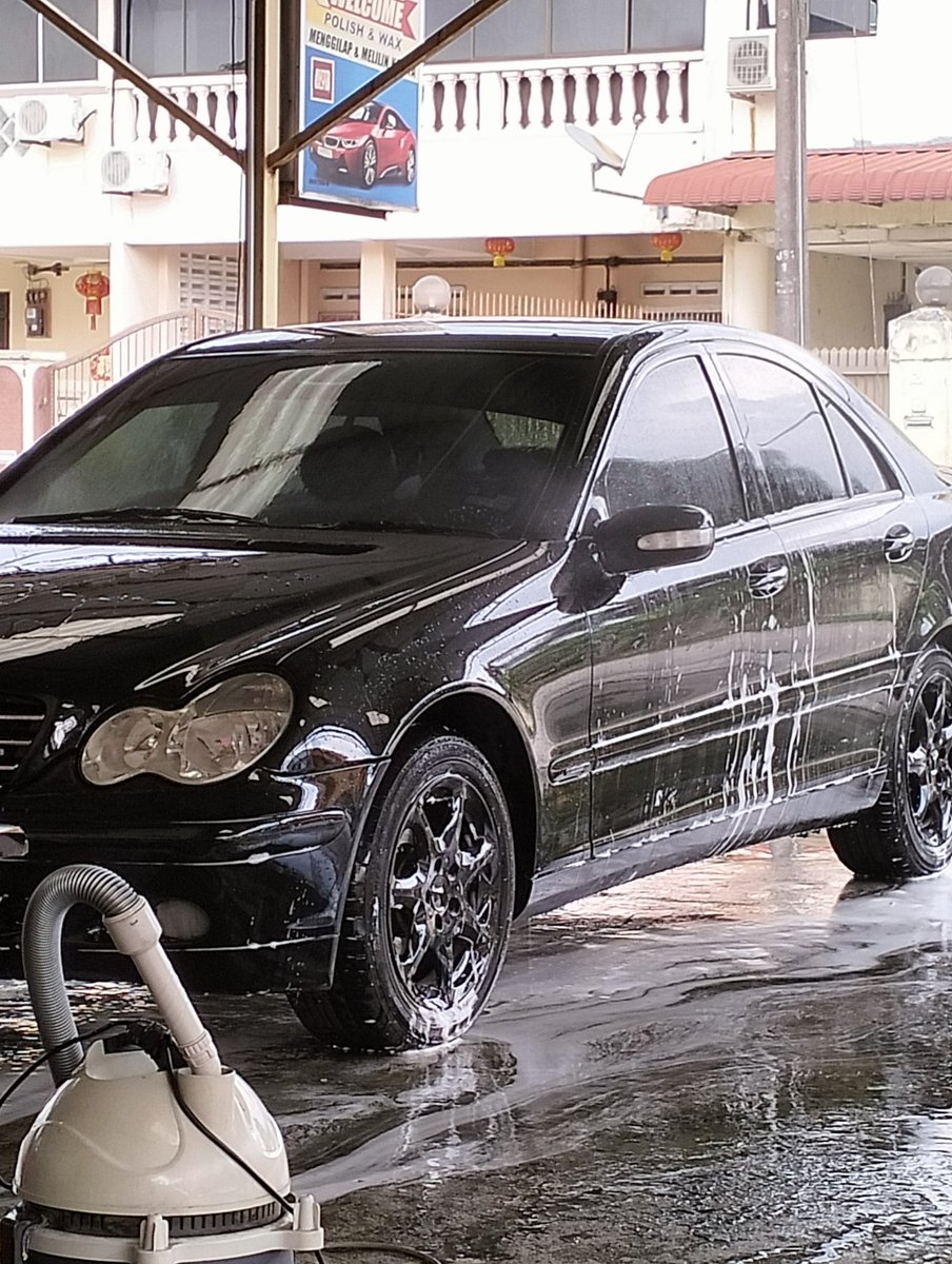 xxDonJxx's tweet photo. Arini abam bwk god pader gi carwash, harap harga masih kekal
#Banglasia https://t.co/4cycgG3PSa