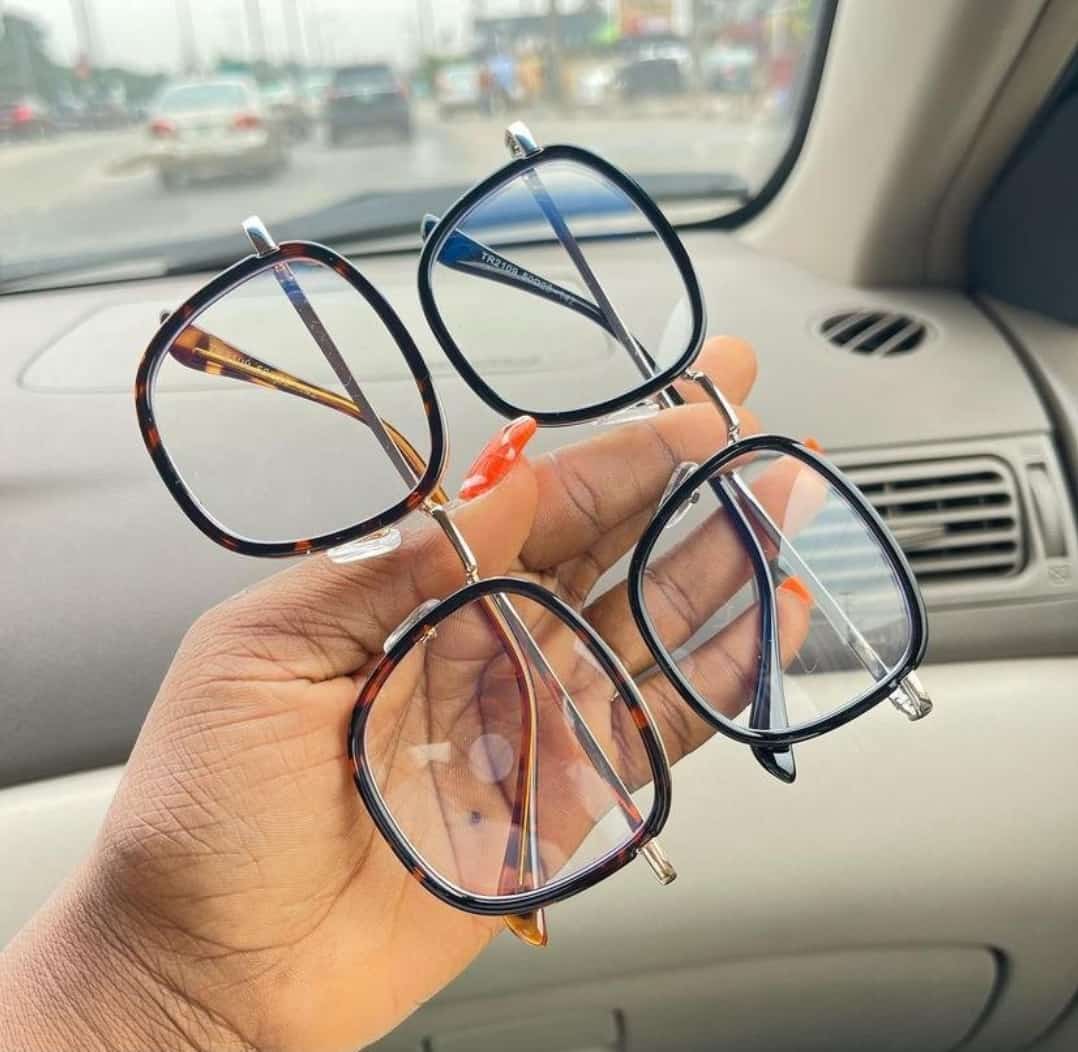 LunetterieFred's tweet photo. Sublimez votre regard avec @LunetterieFred
Examen de vue gratuit si achat immédiat d'une paire de lunettes
691486777 /680011208
#lunetteshomme #Lunettesdevue #lunettesdesoleil #lunettesenfants #opticien #optique #lunettesphotochromique #lunettefemme #lunettesdeconduite https://t.co/ggIG0VvLzL