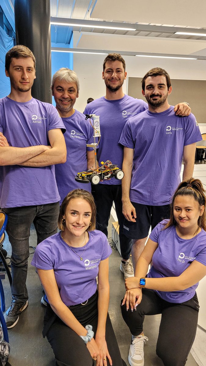 PolytechMontp's tweet photo. #NXPcup 🏎️👏 Un grand bravo aux 2 équipes d’étudiants en 4ème année #MEA (Microélectronique et automatique) de @PolytechMontp pour leur participation à cette épreuve de vitesse. Ils ont raflé la 1ère et la 2ème place du podium, avec des chronos dépassant toutes leurs attentes ! https://t.co/F3uqHbXCey