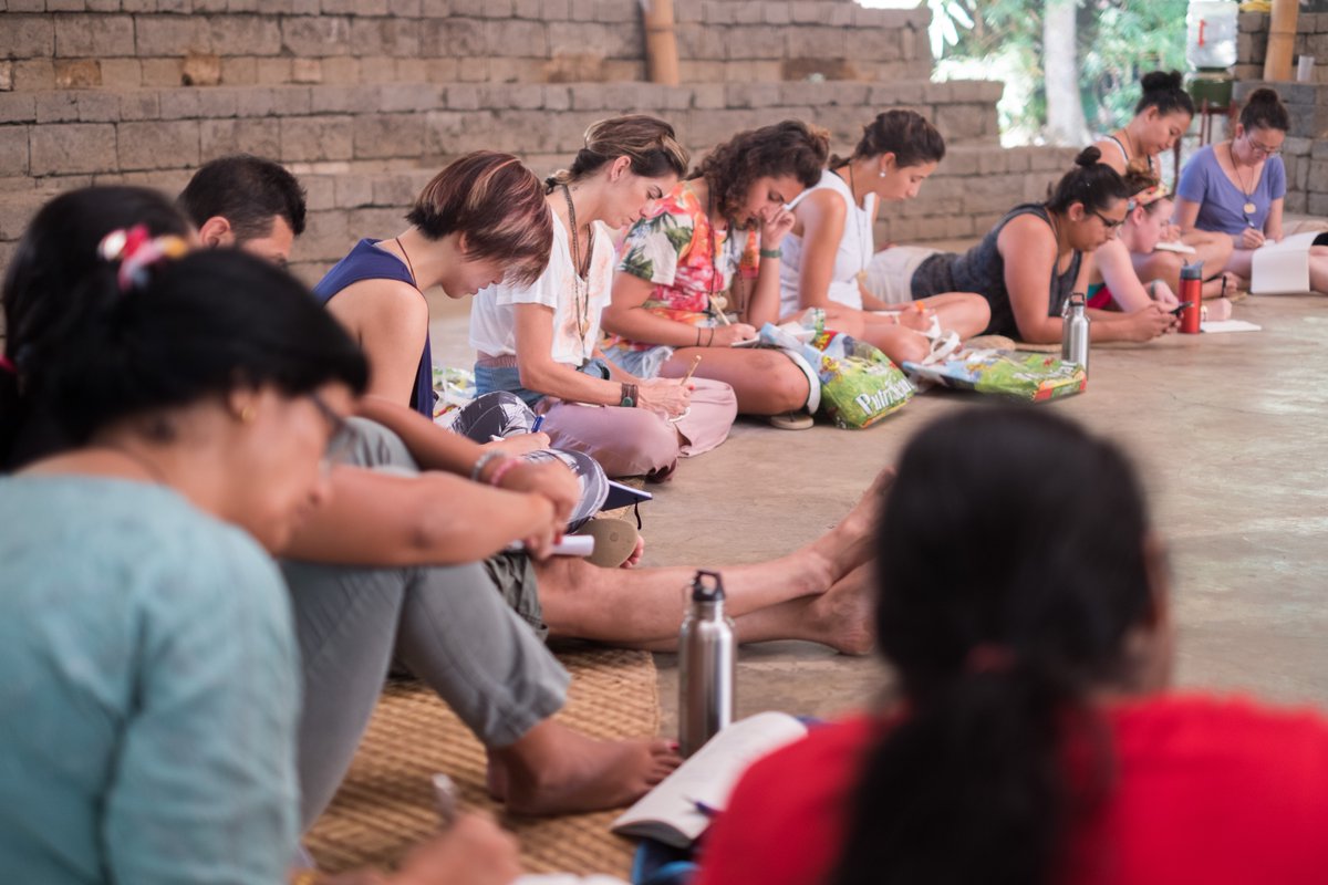 AllGreenSchools's tweet photo. Looking for a community of like-minded educators? Want to deepen your understanding of how to educate for sustainability? Don't miss our next #GreenEducators Course, starting July 1st! 

Learn more and sign-up here: https://t.co/Ye4iysMR0y

#TeachSDGs #TeachingJobs https://t.co/qJjfJ4nBwy