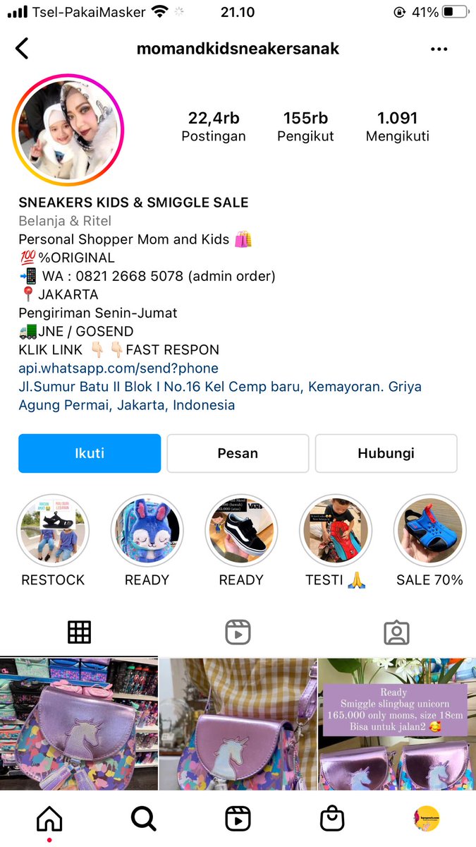 KdMumpuni's tweet photo. Boleh bantu retweet saya tentang akun penipuan ini yah. Entah udah berapa lama akun #momskidsneakersanak #jastipsmiggle ini melakukan penipuan ini. Kasian juga orang yang dipakai Dp buat profile dan alamat rumah yg dia cantumkan di Ig. @buibuksocmed @penipuaan 🙏🙏🙏 https://t.co/NnBZujkRE2