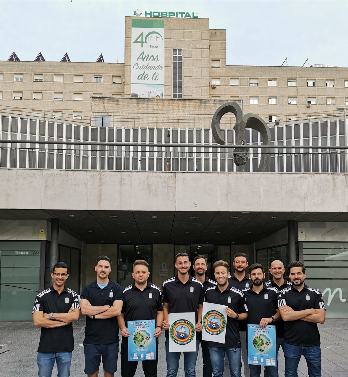 AGSSurSevilla's tweet photo. Desde el #HospitalValme, donde nació el equipo y la @Hispalis_Medico, os deseamos suerte para el #XXVIIIEncuentroNacionalFútbolMédico a celebrar en #Andalucía:  16-19 junio

#SomosValme
@RICOMSevilla https://t.co/RbZ2jD1Mkg