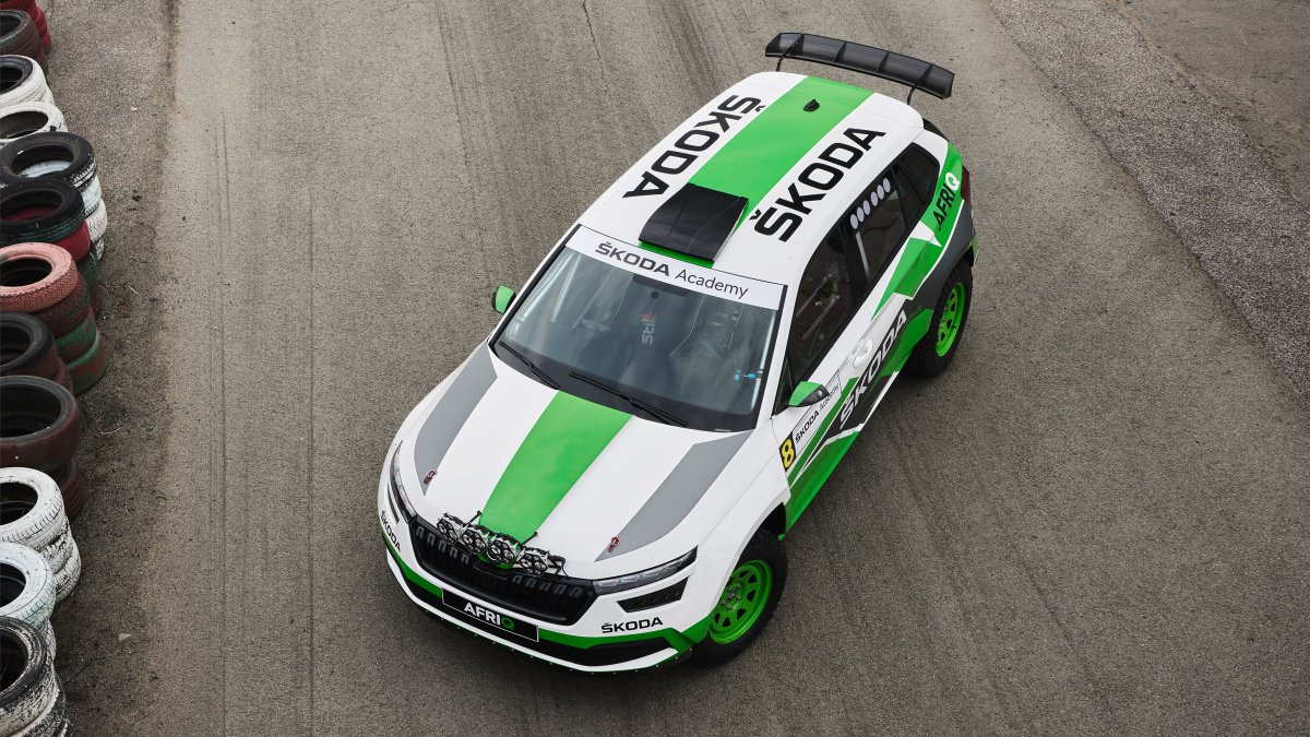 MotorsportSkoda's tweet photo. #SKODAMotorsport – Interesting "dream car“ project from students of the #SKODAAcademy. With some support from #SKODA Motorsport, they converted a standard #KAMIQ into the unique, @DakarRallyLive inspired #AFRIQ. Here’s the full story:
https://t.co/jMwOPh1rjh https://t.co/nG1nXxMQqC