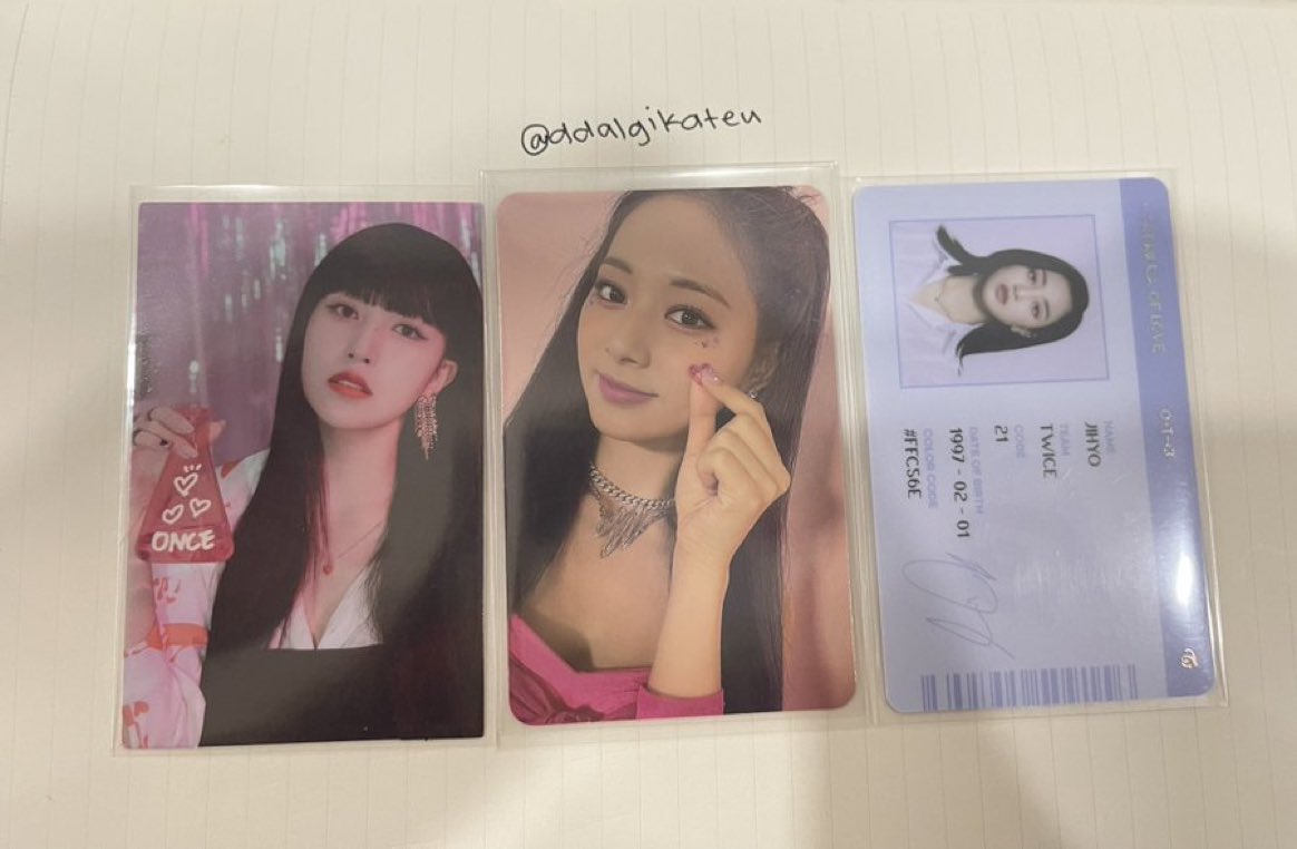 ddalgikateu's tweet photo. wts lfb ph #ddalgisells🍓 

✴︎ twice fol pcs

𓂋 mina 80, jihyo 90, tzuyu 100 (payo / 3days reserve)
𓂋 mod: gcash |  mod: sco jnt / jnt direct
𓂋 read loc b4 transacting ‼️

⌗ twice formula of love fol tzuyu heart mina scratch card jihyo id https://t.co/sEIyZsU2OG