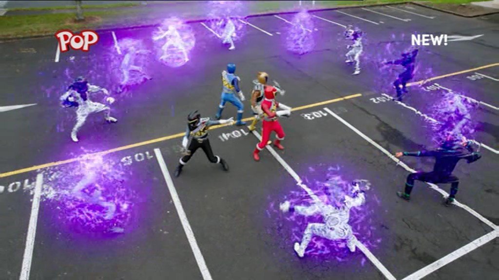 theta444_'s tweet photo. Truck Parking & Kyoryuger Fight Footage with Footsoldiers replaced with US/NZ Footage One #Dinocharge #Dinosupercharge #Beastmorphers @Avenger_Agent @tokukid117 @73Lucasdiaz @PascalMulokozi2 #Powerrangers #PRRPM #PRDC #PRDSC https://t.co/zoOzMnD6mu https://t.co/c6aGFlpMPl