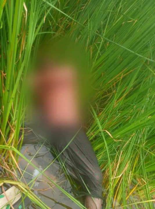 katycho22222's tweet photo. Tw//Death //Sensitive content 
Junta soldiers killed 8 local residents from Taohn village, ShweBo tsp, Sagaing division on Jun 10th and 12th. They also plundered nearby villages. #2022Jun15Coup #WarCrimesOfJunta #WhatsHappeningInMyanmar https://t.co/iFaBEI8XTg