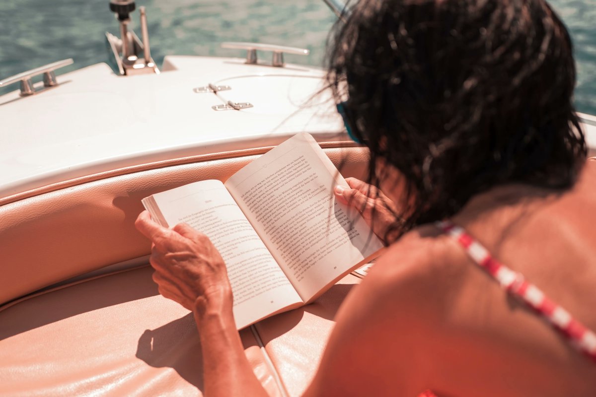 Some marriage must-reads from my list of Ten Books to Enrich Your Summer:
📚<a href="/MBTTTR/">Matthew Fray</a> on "This is How Your Marriage Ends" 
📚Terry Real's "Us: Getting Past You &amp; Me to Build a More Loving Relationship".
buff.ly/3znQGOX
#SummerReading #CoupleGoals