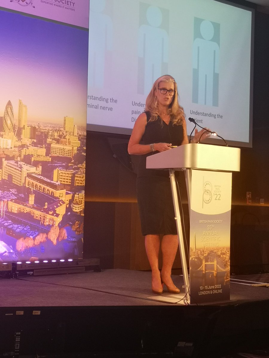 BritishPainSoc's tweet image. Professor Tara Renton is discussing #trigeminalneuralgia #BPSASM2022